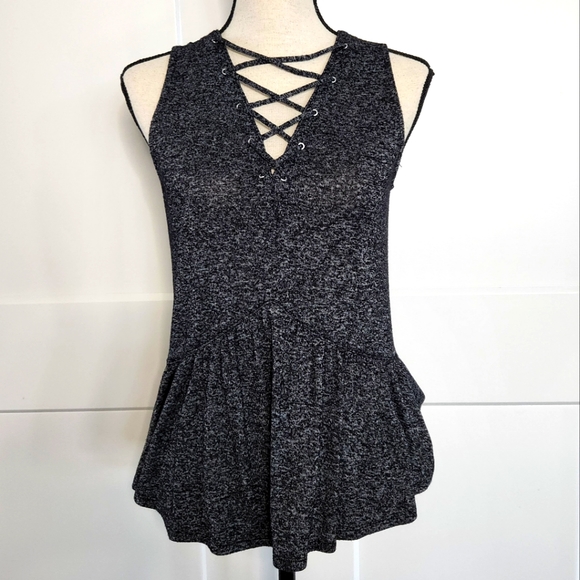 Express Tops - 🍉 Express Strappy Gray Top Size Small